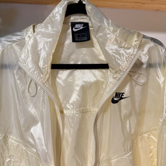 Nike Sheer Hooded Windbreaker Jacket – Cream/Ivory – Size Large - Picture 2 of 3